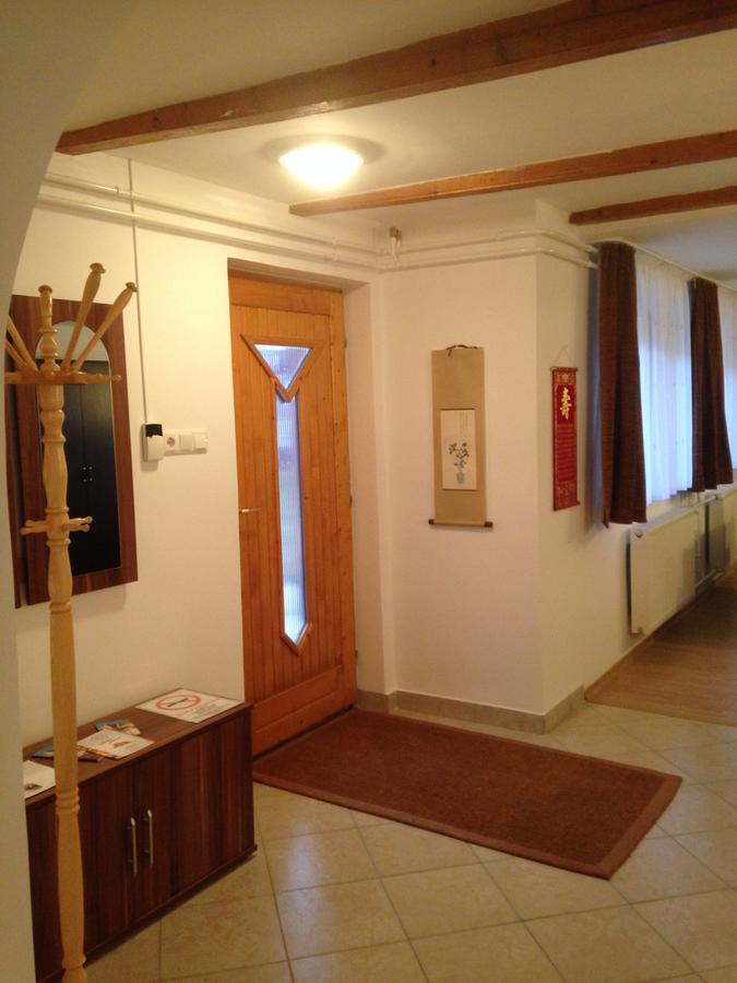 Szahara Vendeghaz Apartment Kerekegyhaza Exterior photo
